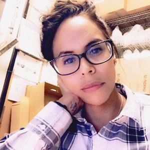 Meet your Posher, Maria